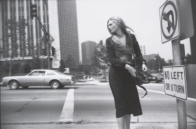 Garry Winogrand - Los Angeles 1980–1983 Garry Winogrand Épreuve gélatino-argentique. Garry Winogrand Archive, Center for Creative Photography, The University of Arizona. © The Estate of Garry Winogrand, courtesy Fraenkel Gallery, San Francisco