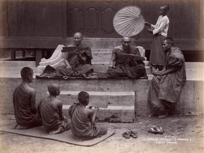 Images birmanes, trésors photographiques du MNAAG - Philip Adolphe Klier2